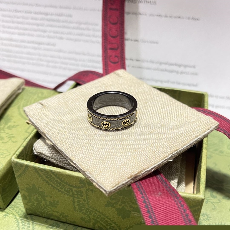 G*u*i rings